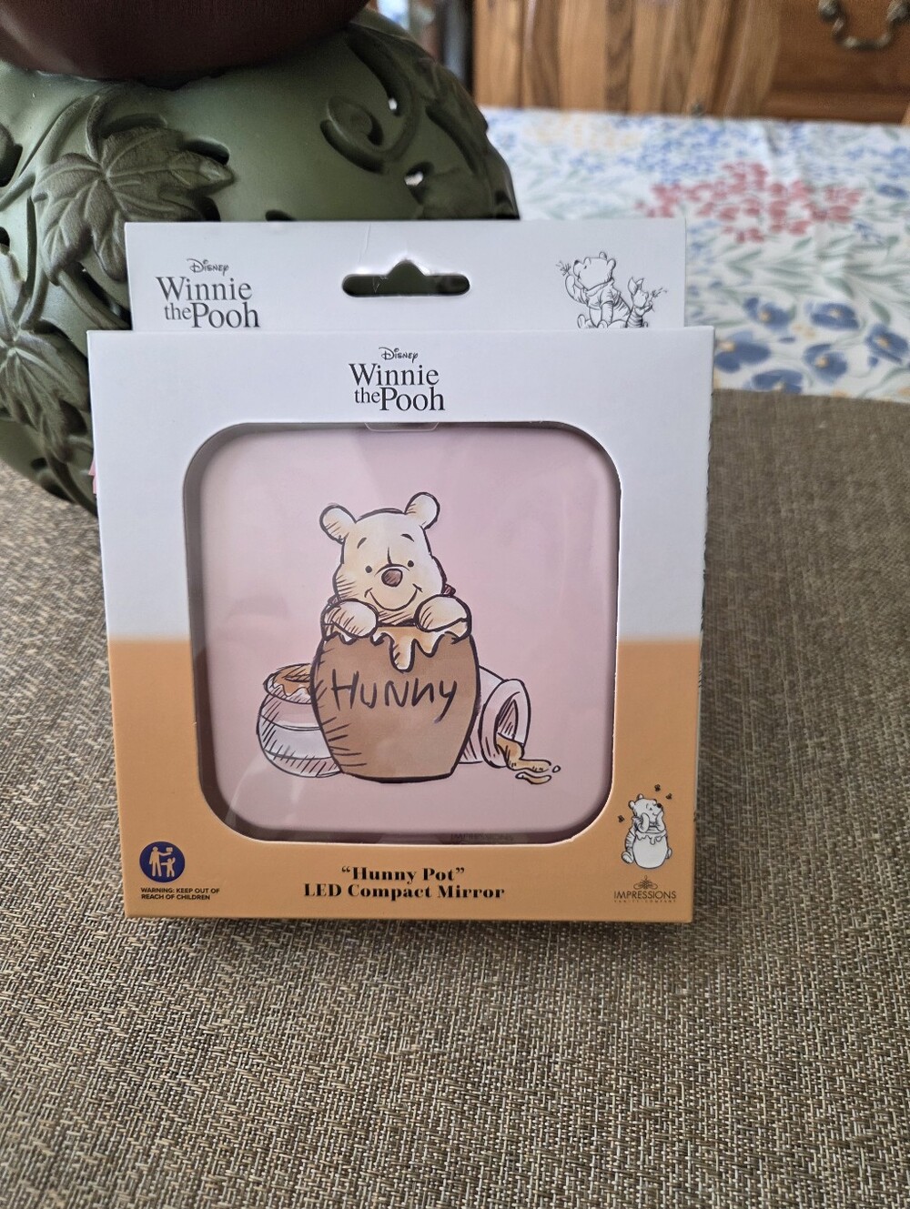 Disney Winnie the Pooh Pink and Tan Hunny Pot Compact Mirror